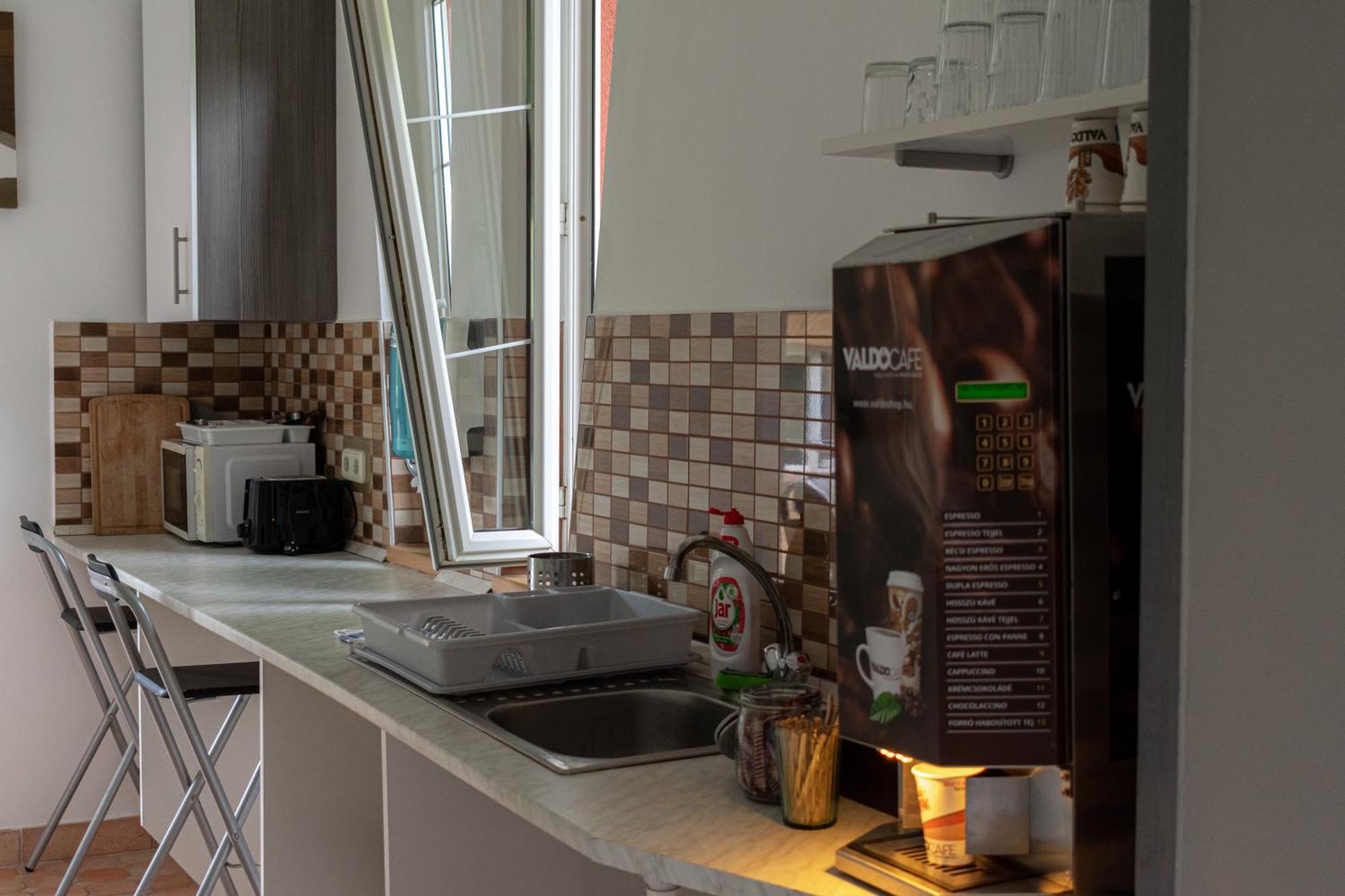 شيوفوك Accomo Apartmanhaz المظهر الخارجي الصورة